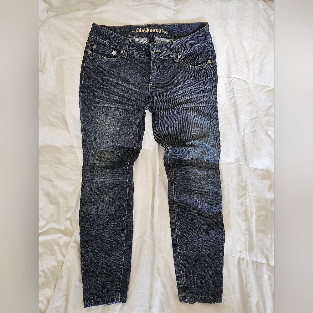 Dollhouse Capri Jeans
